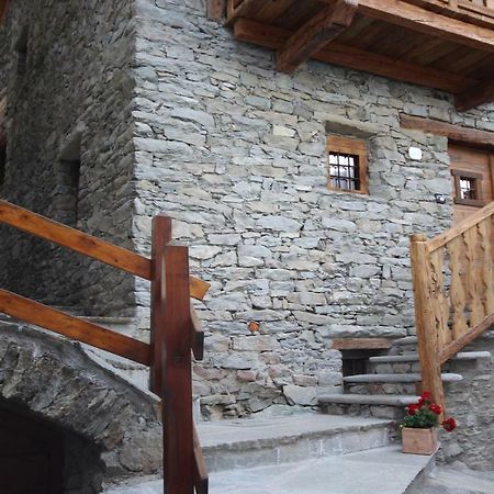 Vecchio Fienile Appartement Aosta Buitenkant foto