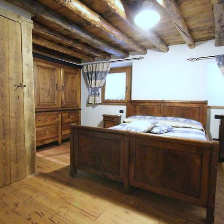 Vecchio Fienile Appartement Aosta Buitenkant foto