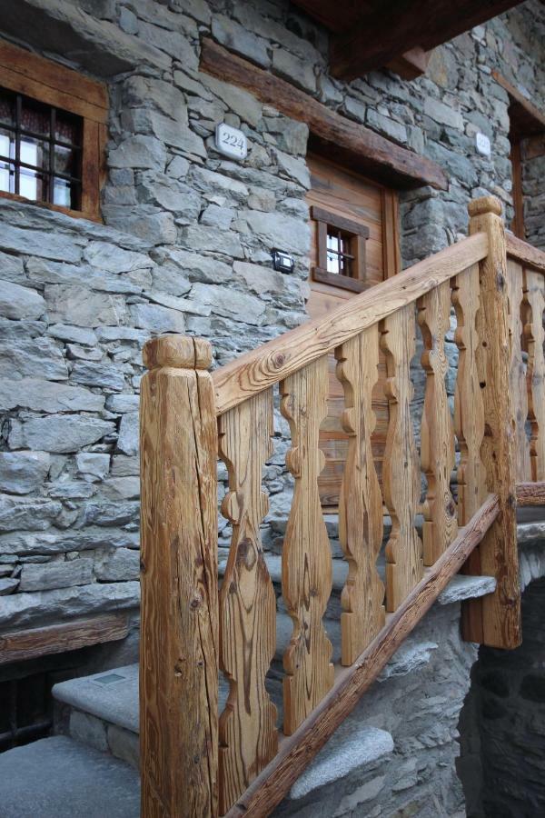 Vecchio Fienile Appartement Aosta Buitenkant foto