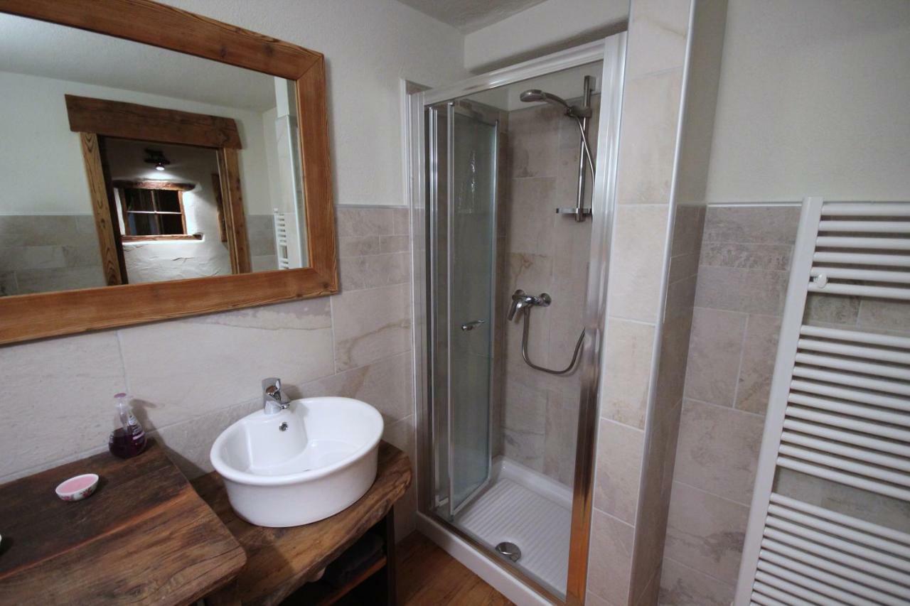 Vecchio Fienile Appartement Aosta Buitenkant foto